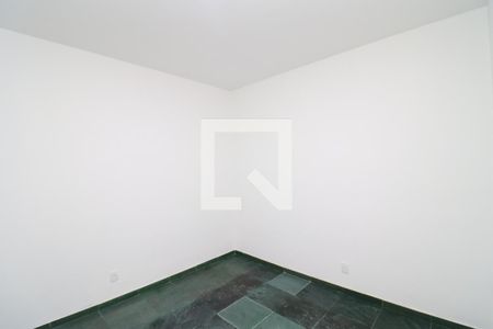 Sala de casa de condomínio para alugar com 2 quartos, 90m² em Portuguesa, Rio de Janeiro
