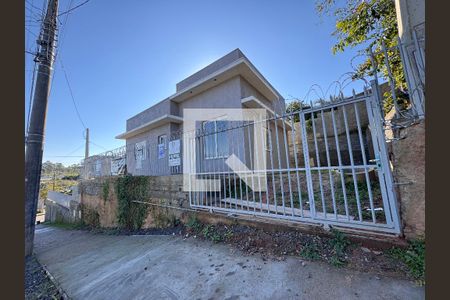 Fachada  de casa à venda com 3 quartos, 71m² em Scharlau, São Leopoldo