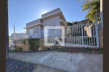 Fachada  de casa à venda com 3 quartos, 71m² em Scharlau, São Leopoldo