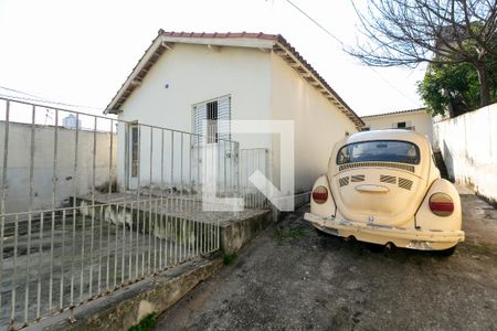 Garagem  de casa à venda com 2 quartos, 250m² em Jardim Itapemirim, São Paulo