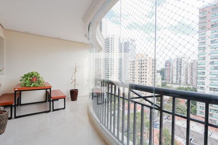 Varanda gourmet de apartamento à venda com 3 quartos, 156m² em Santa Teresinha, São Paulo