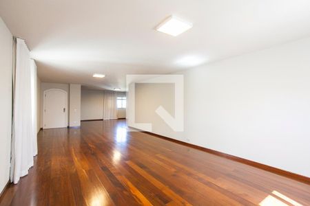 Sala de apartamento para alugar com 4 quartos, 230m² em Centro, Uberlândia