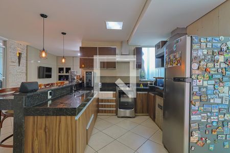 Cozinha de apartamento à venda com 3 quartos, 164m² em Cidade Nova, Belo Horizonte