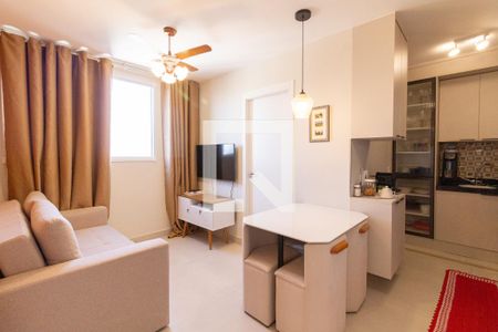Sala de apartamento para alugar com 2 quartos, 34m² em Vila Gomes, São Paulo