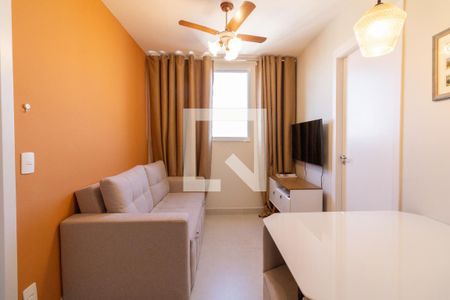 Sala de apartamento para alugar com 2 quartos, 34m² em Vila Gomes, São Paulo