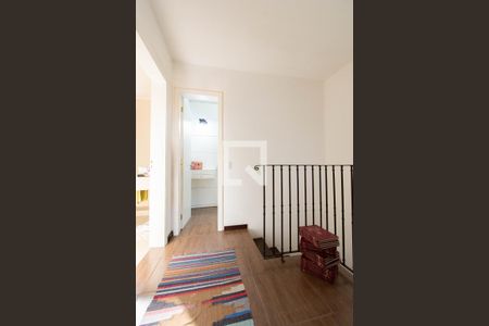 Corredor de casa de condomínio à venda com 3 quartos, 120m² em Fátima, Canoas