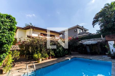 Área comum - Piscina de casa de condomínio à venda com 4 quartos, 353m² em Residencial Cinco (alphaville), Santana de Parnaíba