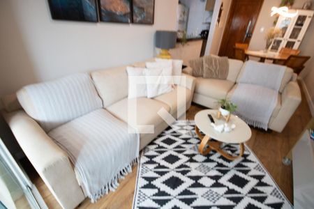 Sala de apartamento para alugar com 2 quartos, 84m² em Vila Tupi, Praia Grande