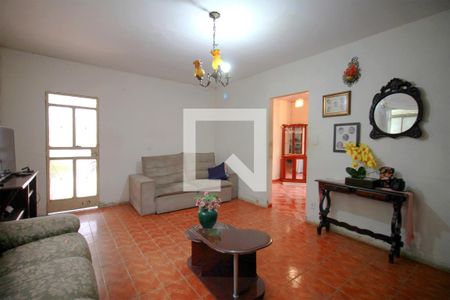 Sala de casa à venda com 4 quartos, 202m² em Sagrada Família, Belo Horizonte