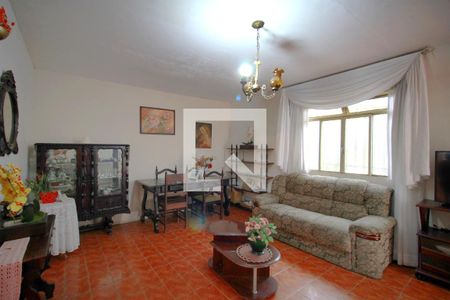 Sala de casa à venda com 4 quartos, 202m² em Sagrada Família, Belo Horizonte