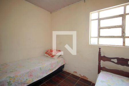 Quarto 2 de casa à venda com 4 quartos, 202m² em Sagrada Família, Belo Horizonte