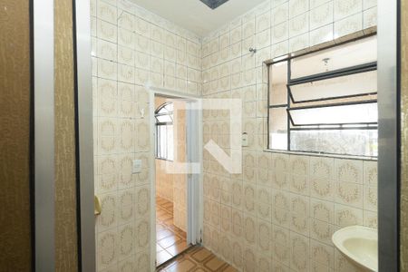 Banheiro de casa para alugar com 1 quarto, 50m² em Vila Gustavo, São Paulo