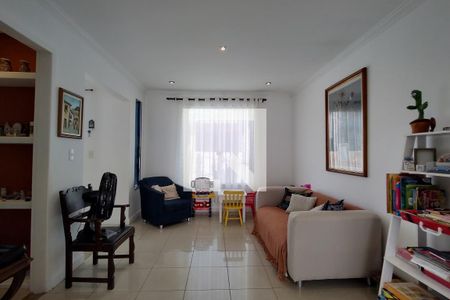 Sala de casa de condomínio para alugar com 5 quartos, 260m² em Taquara, Rio de Janeiro