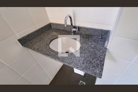 Banheiro de kitnet/studio à venda com 1 quarto, 35m² em Sumarezinho, São Paulo