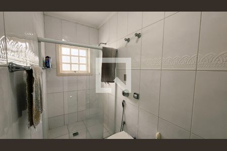 Banheiro de casa à venda com 3 quartos, 420m² em Jardim das Samambaias, Jundiaí