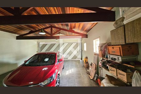 Garagem de casa à venda com 3 quartos, 420m² em Jardim das Samambaias, Jundiaí
