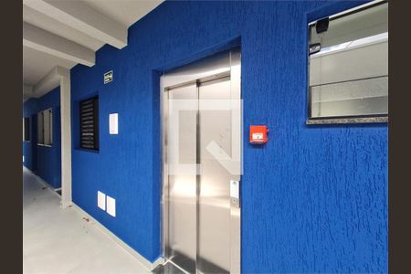 Apartamento à venda com 2 quartos, 33m² em Vila Carrão, São Paulo