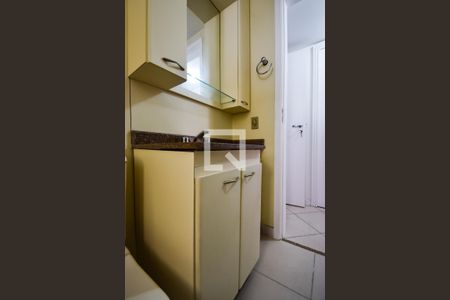 Banheiro Social de apartamento à venda com 2 quartos, 151m² em Méier, Rio de Janeiro