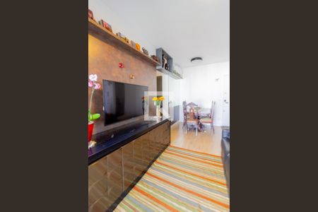 Sala de Estar de apartamento para alugar com 2 quartos, 64m² em Jardim das Acácias, São Paulo