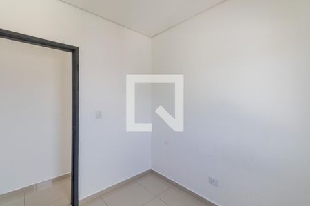 Quarto 1 de apartamento para alugar com 2 quartos, 41m² em Vila Guilhermina, São Paulo