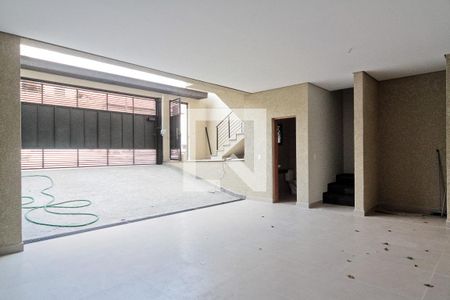 Área externa de casa à venda com 3 quartos, 189m² em Parque Sao Domingos, São Paulo