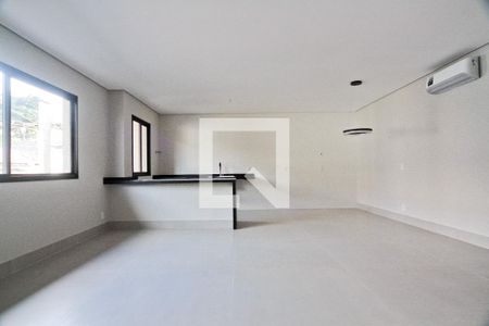 Sala de casa à venda com 3 quartos, 192m² em Parque Sao Domingos, São Paulo