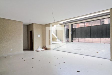 Área externa de casa à venda com 3 quartos, 192m² em Parque Sao Domingos, São Paulo