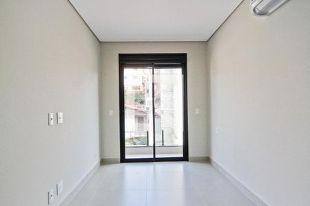 Quarto 1 de casa à venda com 3 quartos, 192m² em Parque Sao Domingos, São Paulo