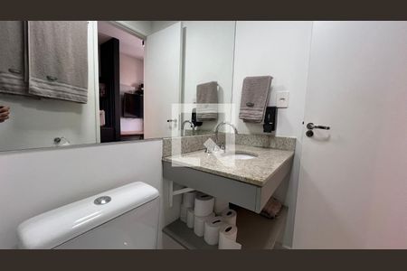 Banheiro de kitnet/studio à venda com 1 quarto, 24m² em Jardim Paulistano, São Paulo
