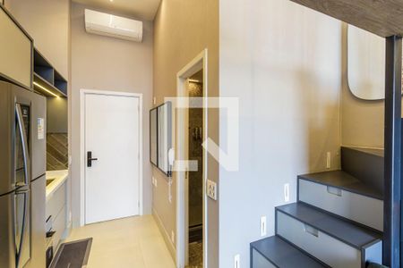 Cozinha de kitnet/studio à venda com 1 quarto, 27m² em Indianópolis, São Paulo