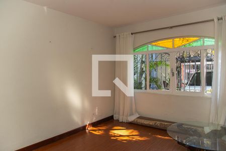 Sala de casa à venda com 4 quartos, 130m² em Vila Sao Francisco (zona Sul), São Paulo