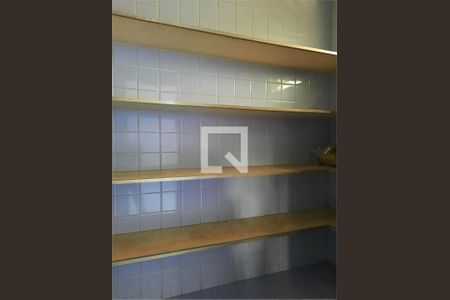 Casa à venda com 3 quartos, 371m² em Jardim Santa Helena, São Paulo