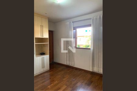 Casa à venda com 4 quartos, 281m² em Jardim Belgica, São Paulo