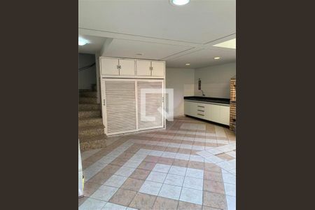 Casa à venda com 4 quartos, 281m² em Jardim Belgica, São Paulo