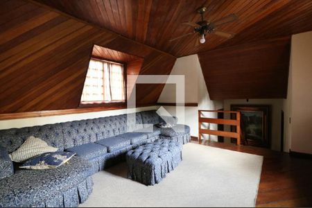 Casa à venda com 4 quartos, 1050m² em Campestre, Santo André