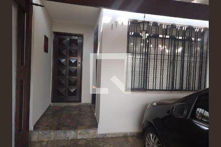 Casa à venda com 3 quartos, 134m² em Santa Terezinha, Santo André