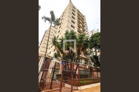 Fachada de apartamento à venda com 3 quartos, 130m² em Aclimação, São Paulo