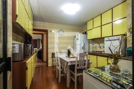 Cozinha de apartamento à venda com 3 quartos, 130m² em Aclimação, São Paulo