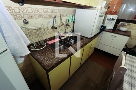 Cozinha de apartamento à venda com 3 quartos, 130m² em Aclimação, São Paulo