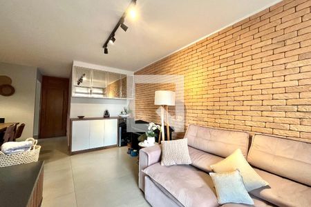Sala de apartamento à venda com 3 quartos, 75m² em Vila Campestre, São Paulo
