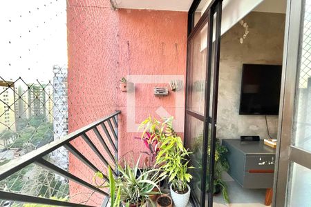 Varanda de apartamento à venda com 3 quartos, 75m² em Vila Campestre, São Paulo