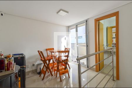 Sala da cobertura de apartamento à venda com 3 quartos, 136m² em Prado, Belo Horizonte