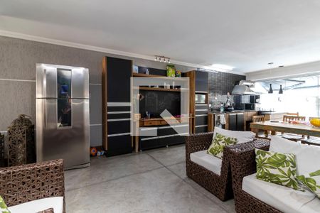 Sala de Estar de casa à venda com 3 quartos, 260m² em Vila Mariza Mazzei, São Paulo