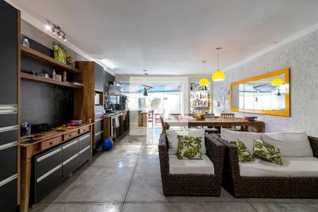 Sala de Estar de casa à venda com 3 quartos, 260m² em Vila Mariza Mazzei, São Paulo