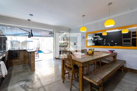 Sala de Jantar de casa à venda com 3 quartos, 260m² em Vila Mariza Mazzei, São Paulo