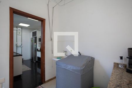 Área de Serviço de casa à venda com 4 quartos, 303m² em União, Belo Horizonte