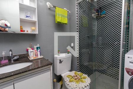 Banheiro Social de apartamento à venda com 2 quartos, 48m² em Jardim Santa Teresinha, São Paulo
