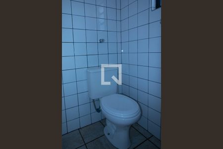 Banheiro da Área comum de casa à venda com 3 quartos, 298m² em Parque Santo Antonio, Guarulhos