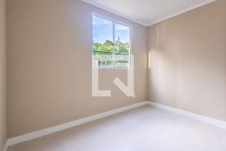 Quarto 1 de apartamento para alugar com 2 quartos, 53m² em Taquara, Rio de Janeiro