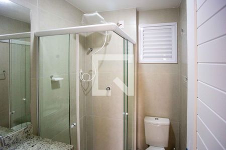 Banheiro de kitnet/studio para alugar com 1 quarto, 20m² em Centro, Diadema